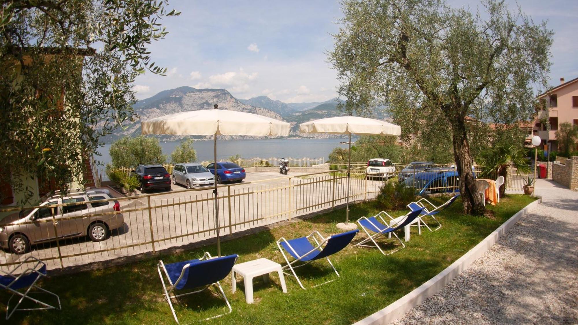 Residence Casa Maria Assenza di Brenzone Exterior foto